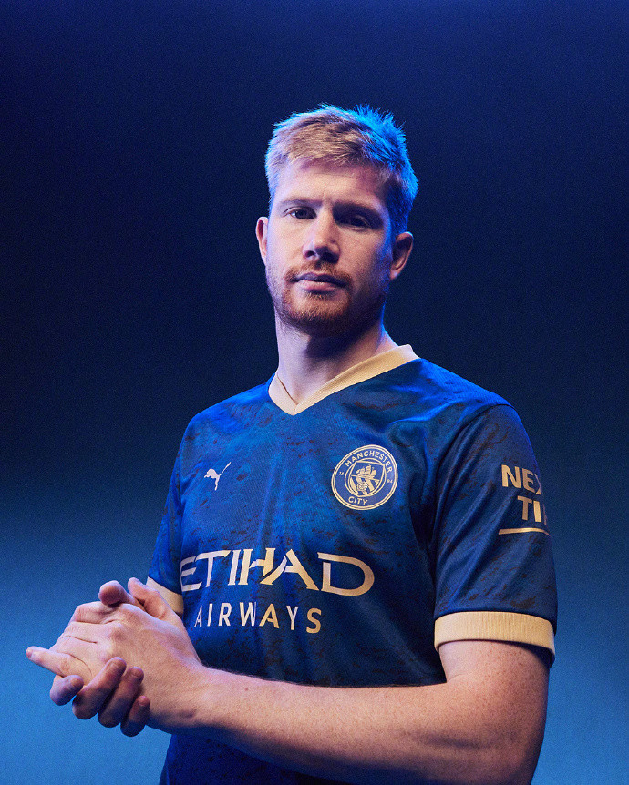 尼克斯过去10场9胜1负，防守效率等六项数据排联盟前二（尼克斯近10战9胜1负，防守效率等六项指标位列联盟前二）