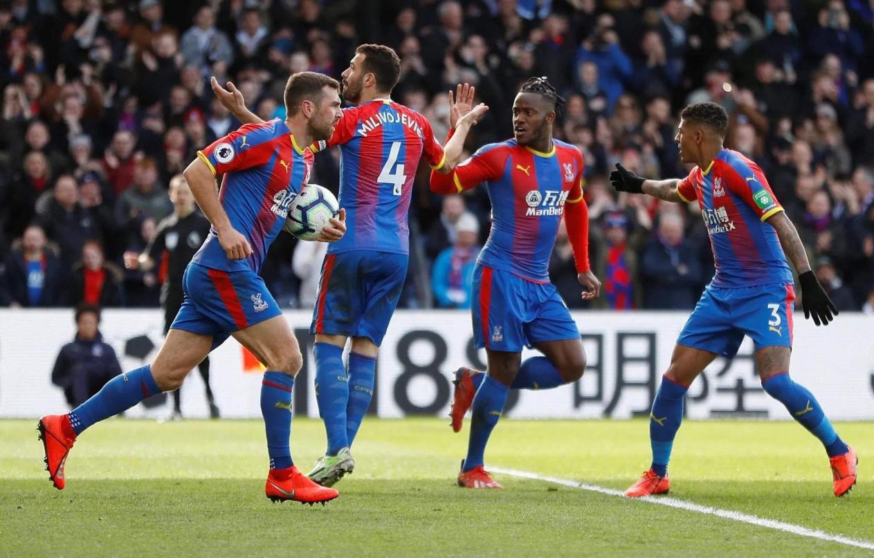 红牛集团CEO：克洛普现在无意重返教练席，他热爱现在的工作（红牛集团CEO称克洛普暂不考虑回归执教，正享受目前的工作）