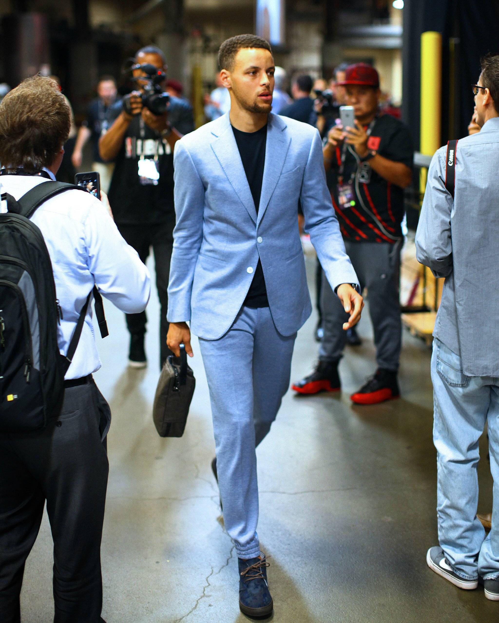 对离开曼联的方式有遗憾吗？加纳乔：不遗憾，也不难过（加纳乔谈离队：对离开曼联无遗憾，也不难过）