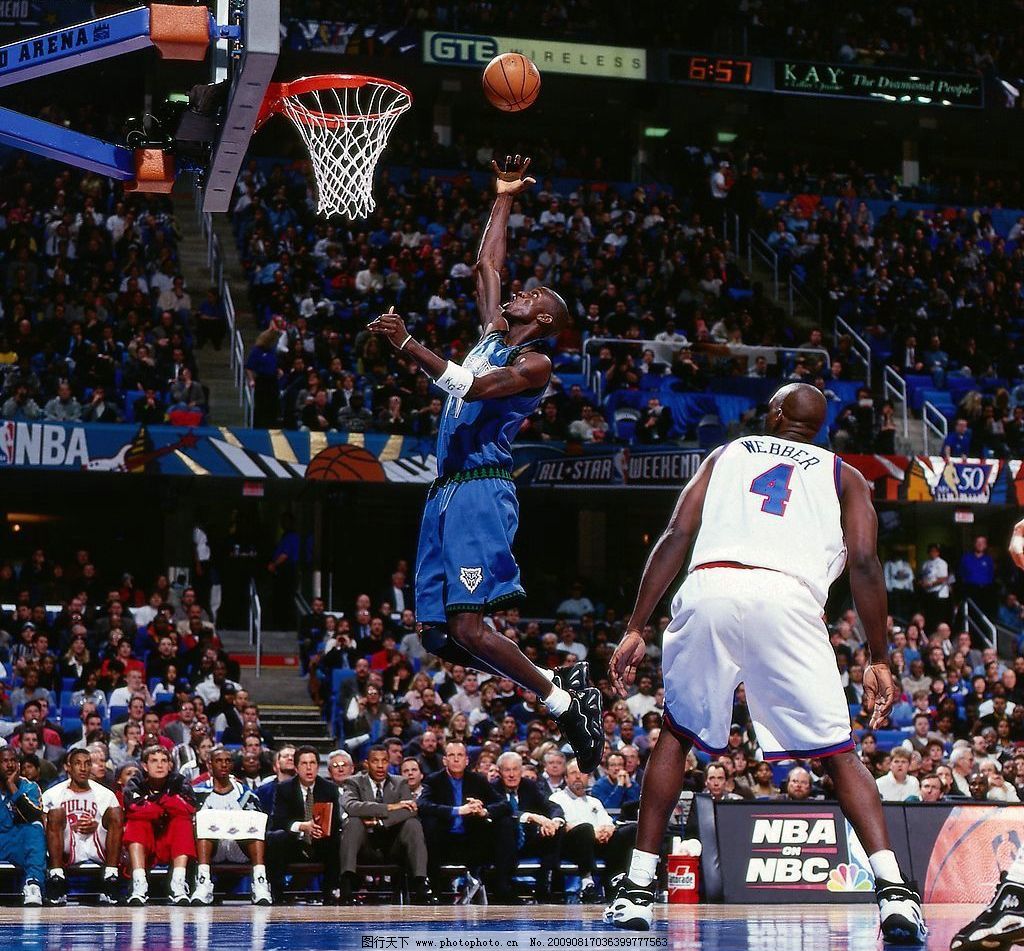 NFL马德里海外赛，格列兹曼、吕迪格、阿森西奥等到场观战（NFL马德里海外赛：格列兹曼、吕迪格、阿森西奥等现身观战）