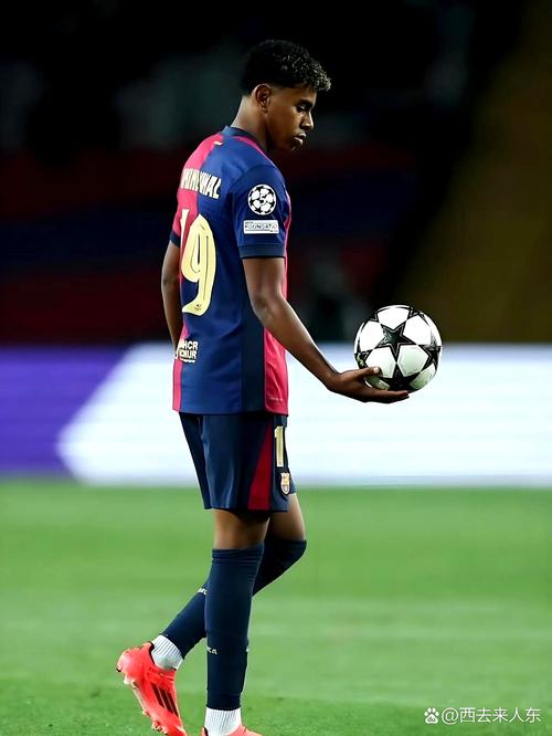 招牌绝技！哈滕弧顶接球 带一步高抛空心命中打停马刺（哈滕招牌绝活：弧顶接球一步高抛空心，打停马刺）