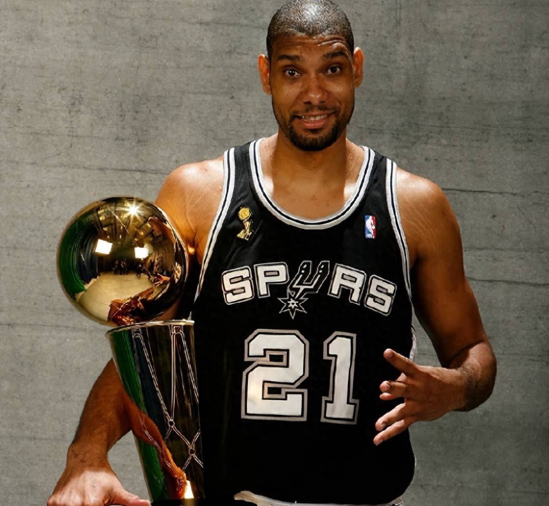 帕金斯盛赞狄龙领袖价值，称其与詹姆斯对决为体坛巅峰（帕金斯力赞狄龙领袖气质，称其与詹姆斯的对决堪称体坛巅峰）