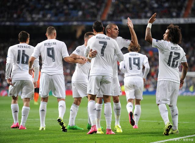 柏林联合队长：拜仁下半场一直在拖延时间，毫无公平竞赛精神（柏林联合队长指责拜仁：下半场频繁拖时间，缺乏公平竞赛精神）