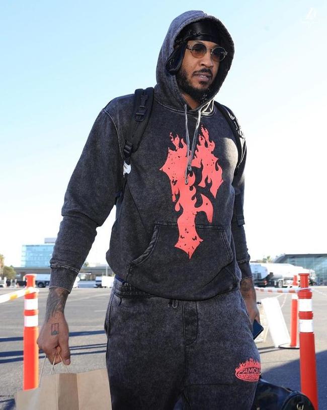 足球球员伤病更新，影响赛季表现（足球球员伤情速递，牵动赛季发挥）