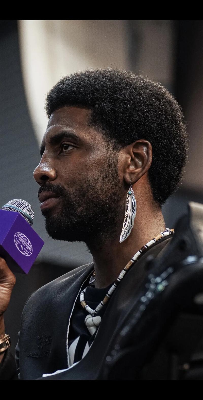 欧冠半场：艾尔尤努西开场70秒闪击，比利亚雷亚尔0-1哥本哈根（欧冠半场：艾尔尤努西70秒先声夺人，哥本哈根暂1-0领先比利亚雷亚尔）