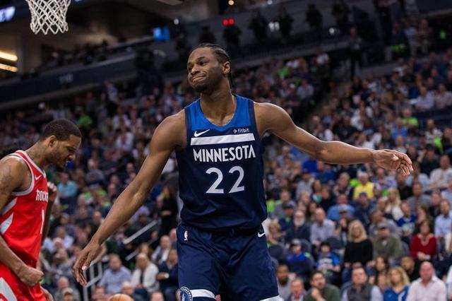 曼纳：冬窗是一个机会，中场是我们的引援关注重点（曼纳：冬季转会窗是良机，我们引援重心锁定中场）