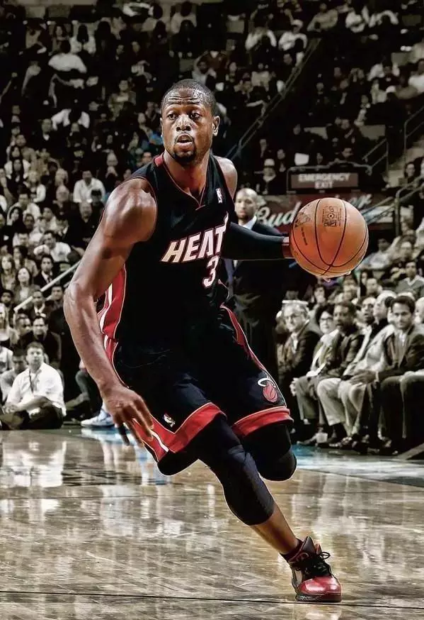 尼日利亚队收到足协支付的奖金，已恢复训练备战世预赛（足协奖金到位，尼日利亚队重启训练备战世预赛）