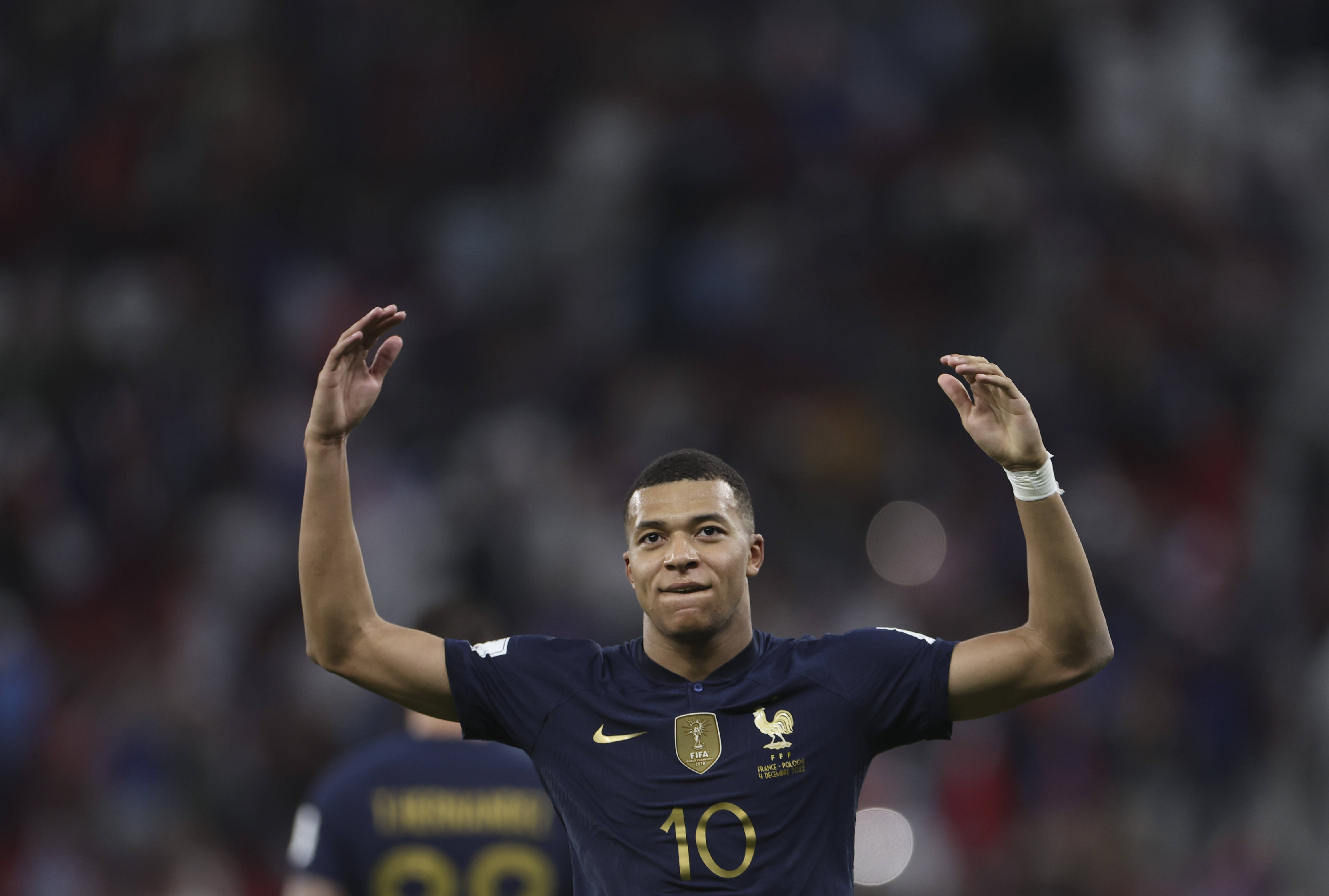 北爱尔兰vs卢森堡首发：麦康维尔、达达里、刘易斯在列（北爱尔兰对阵卢森堡首发公布：麦康维尔、达达里、刘易斯入选）