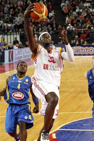 2胜1平，曼联夺得2025年英超夏季赛冠军（曼联以2胜1平战绩问鼎2025英超夏季赛）